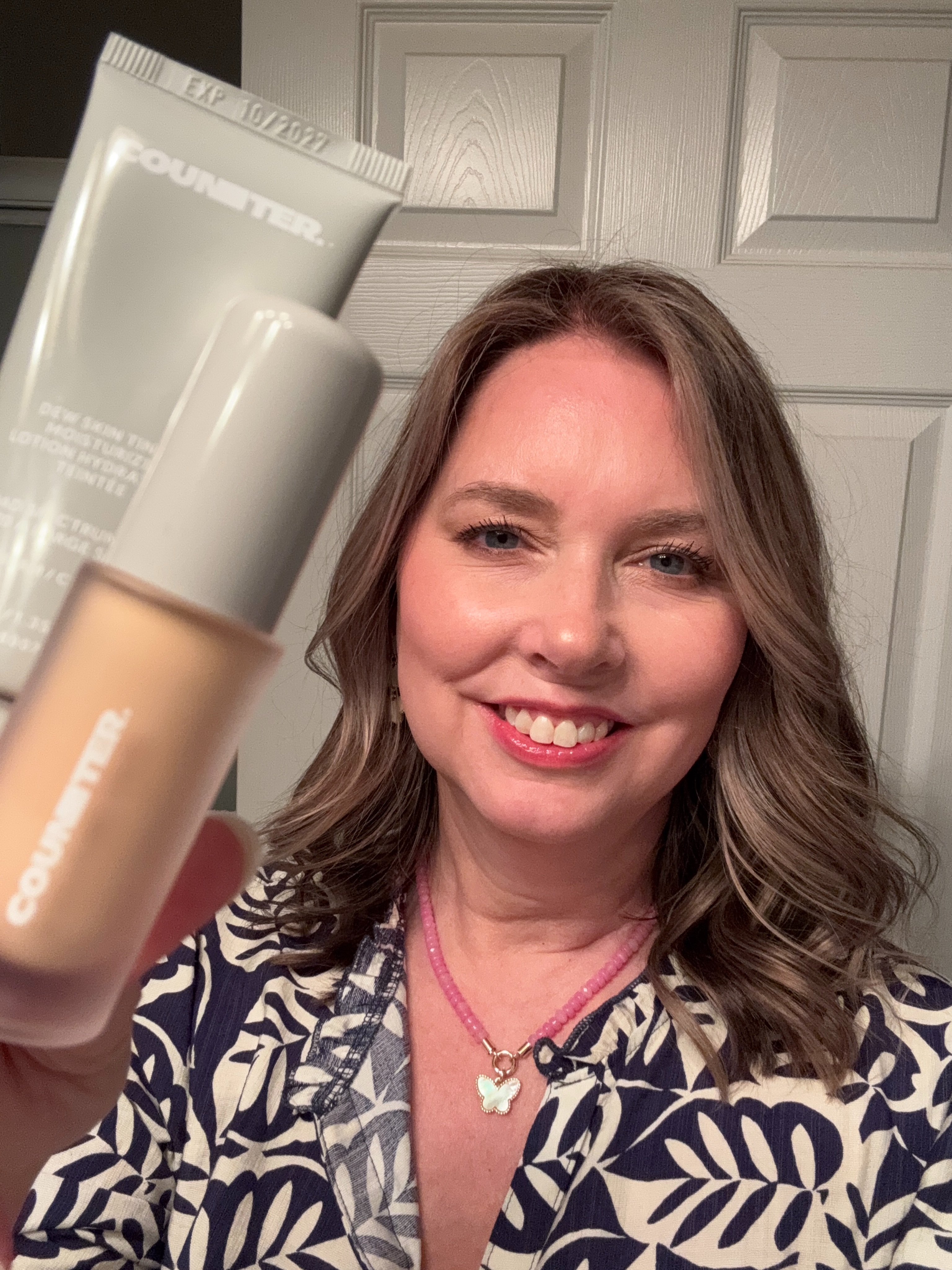 Last day for the Friends & Family Sale where you can save up to 30% on nontoxic makeup and skincare! 🎉💕💄 

Comment FRIEND below and I will share my link with you! 👇👇👇 

This can be your special treat to yourself as a last minute Mother’s Day gift or just because gift! Everyone deserves makeup and skincare that is not harmful to you! 💋 

#shinewithcindy #friendsandfamilysale #nontoxiclifestyle #nontoxicskincare #nontoxicmakeup